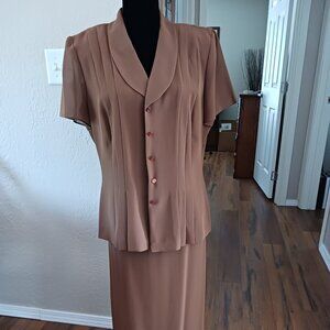 Danny & Nicole 2 pc top & skirt set